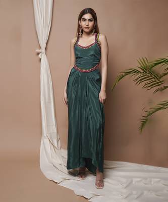 Bottle green backless drape skirt set 1