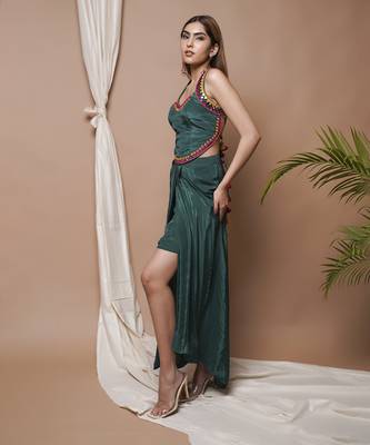 Bottle green backless drape skirt set 5