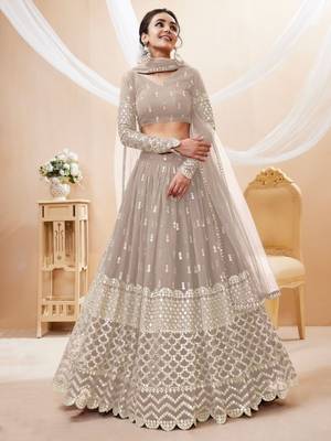 grey zari work georgette lehenga set choli with dupatta 3