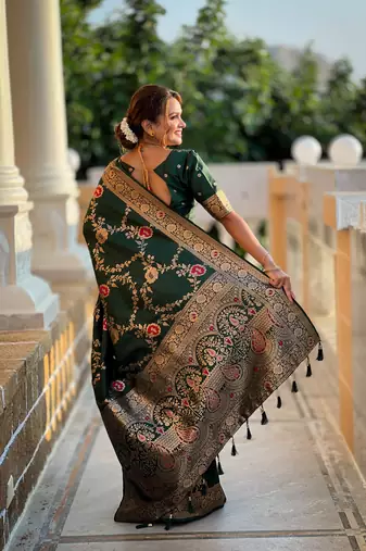 Soft Silk Blend saree with zari weaving meenakari design