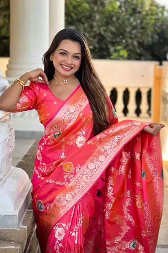 Soft Silk Blend saree with zari weaving meenakari design