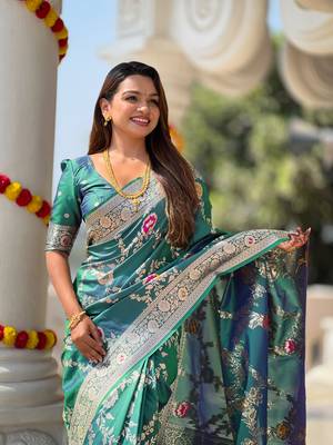 Soft Silk Blend saree with zari weaving meenakari design 3