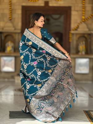 Soft Silk Blend saree with zari weaving meenakari design 4