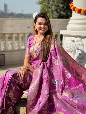 Soft Silk Blend saree with zari weaving meenakari design 2