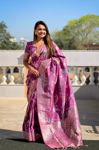 Soft Silk Blend saree with zari weaving meenakari design