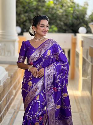 Soft Silk Blend saree with zari weaving meenakari design 4