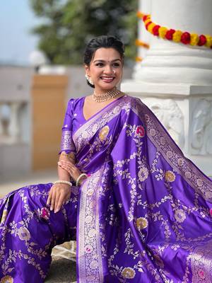 Soft Silk Blend saree with zari weaving meenakari design 5