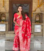 Soft Silk Blend saree with zari weaving meenakari design
