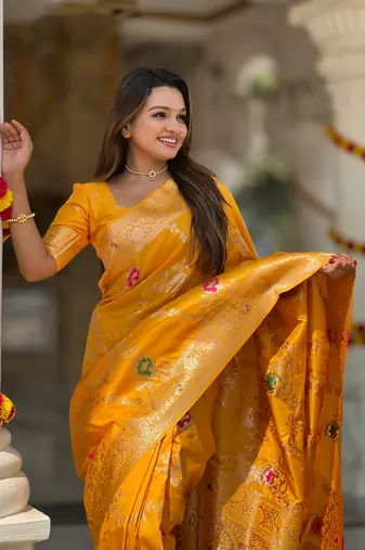Soft Silk Blend saree with zari weaving meenakari design