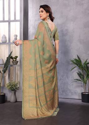 Poly chiffon pista printed saree with blouse piece 4