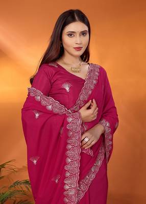 Pure georgette rani sequinned saree with blouse piece 2