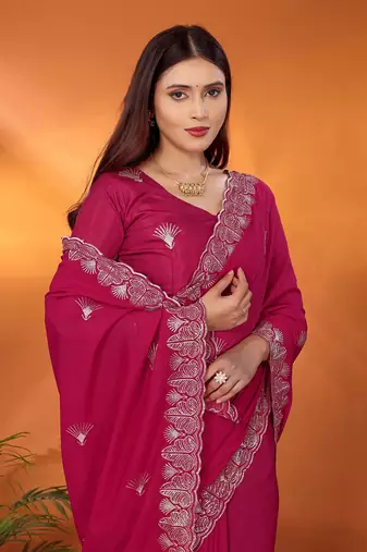 Pure georgette rani sequinned saree with blouse piece