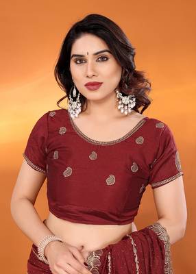 Silk blend maroon embroidered saree with blouse piece 5