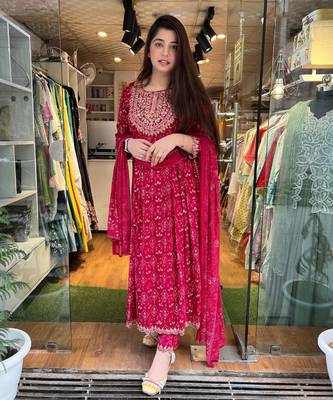 Jaipuri red embroidered naira cut indian pakistani salwar kameez kurti pant dupatta set 1