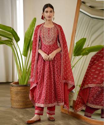 Jaipuri red embroidered printed indian pakistani naira cut salwar kameez kurti pant dupatta set 1