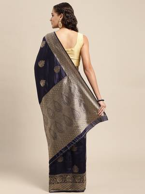Navy blue silk blend jacquard woven golden zari ethnic motifs rich pallu banarasi style saree 3