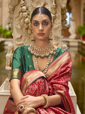 Banarasi silk blend jacquard work saree in red 2