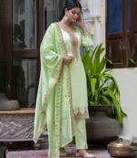 Women's silk blend embroidered kurta pant set with organza embroidery dupatta