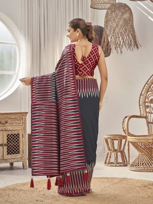 black banarasi soft silk blend woven saree with heavy jacquard work and blouse piece 3