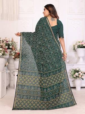 Dark Green Patola And Bandhej Pattern Soft Cotton Light Weight Saree  3