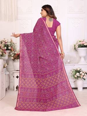 Rani Pink Patola And Bandhej Pattern Soft Cotton Light Weight Saree  3