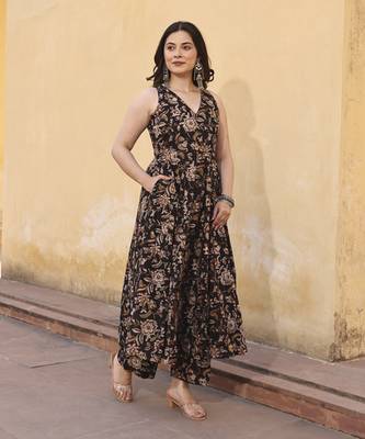 Black red printed cotton anarkali set 3