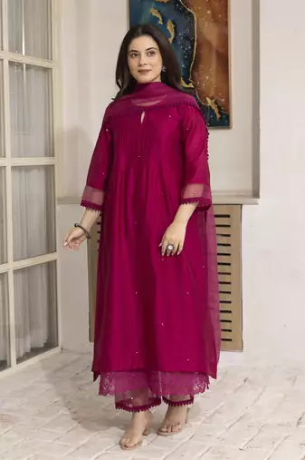 Neon pink embroidered chanderi kurta set