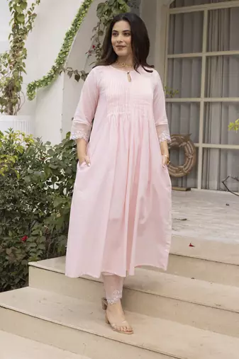 Light pink embroidered chanderi kurta set