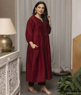 Maroon embroidered chanderi kurta set 3