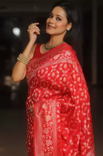 Red silk blend sarees with blouse