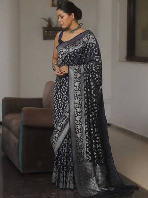 Navy blue silk blend saree with blouse 3