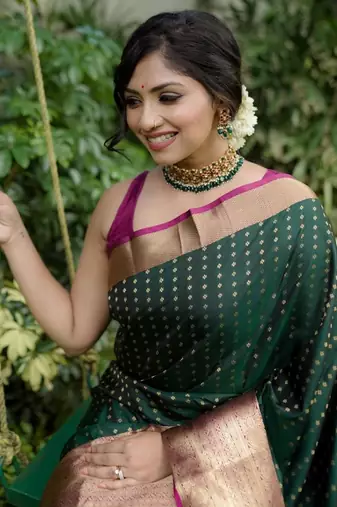 Dark Green silk blend sarees with blouse
