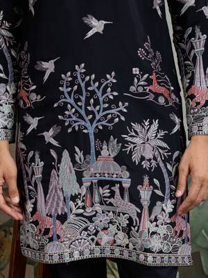 black viscose silk thread & sequins embroidered straight kurta 7
