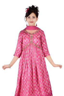 Ethnicraze girls jacquard silk pink gown with dupatta 2