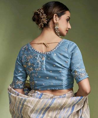 Earthy striped crushed tissue saree 2