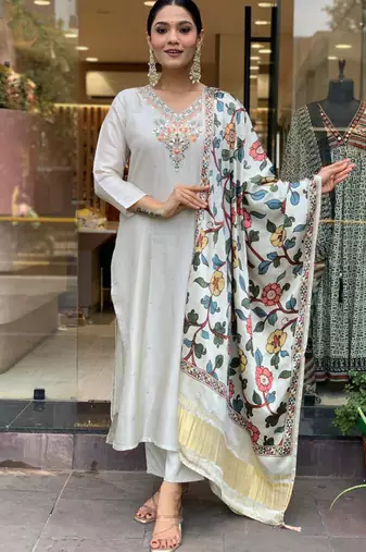 Off white viscose chanderi heavy thread embroidery work with printed dupatta kurta pant set
