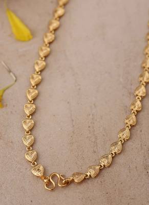 Gold-Plated Heart-Shaped Necklace 7