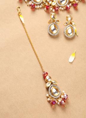 Multicolored Kundan Necklace Set with Earrings and Maang Tikka 10