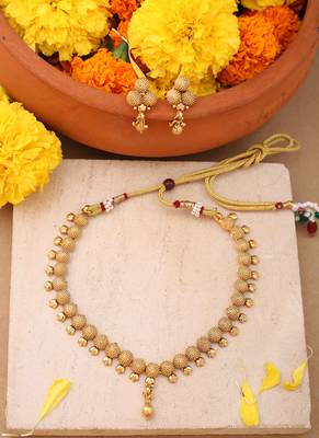 Gold-Plated Necklace Set with Earrings 1