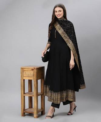 Women's Black Cotton Printed Kurta Pant Set 1