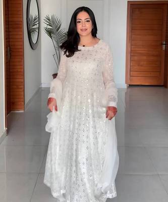WHITE Faux Blooming  PARTY WEAR EMBRODERY  SUIT SET  1