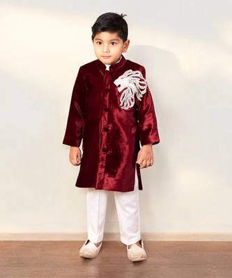 Maroon embroidered sherwani 2