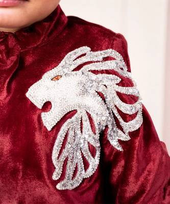 Maroon embroidered sherwani 4