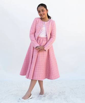 Pink tweed crop top & skirt     a winter party essential 1