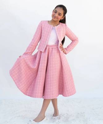 Pink tweed crop top & skirt     a winter party essential 5