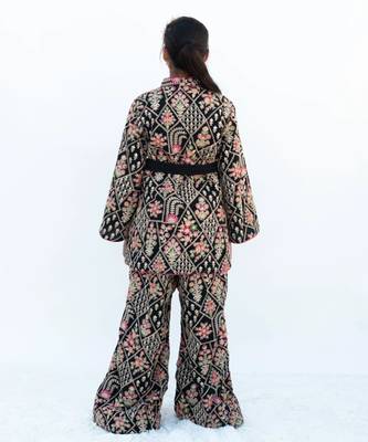 Black embroidered jacket & pant set 2