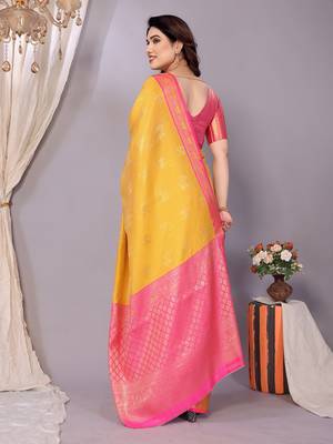 Gold woven kanchipuram art silk handloom saree with blouse 3