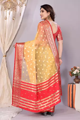 Gold wovenkanchipuram art silk handloom saree with blouse