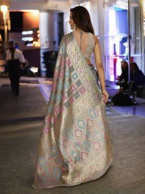grey organza zari woven saree with unstitched blouse piece 3