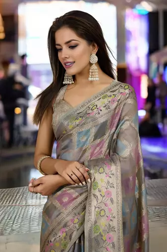 grey organza zari woven saree with unstitched blouse piece